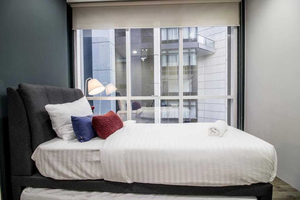 Binjai8 Klcc @ By Shahjalal Suites كوالالمبور المظهر الخارجي الصورة